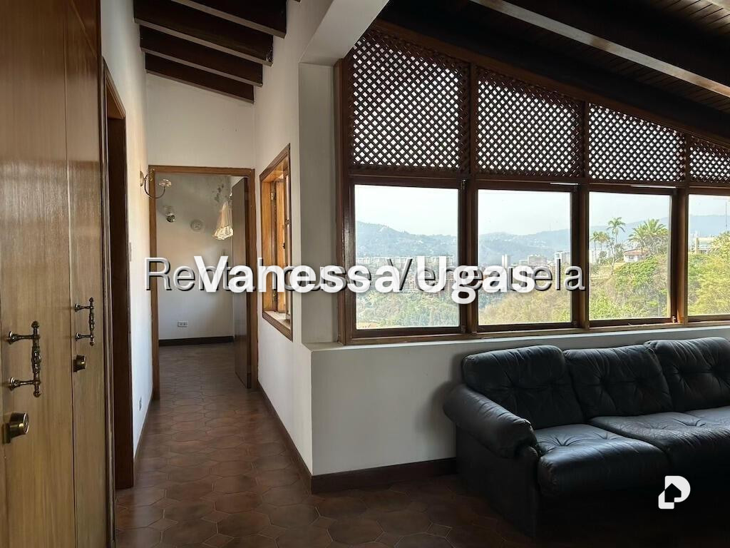 Casa en Santa Paula, Caracas – 20