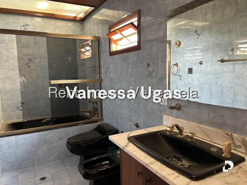 Casa en Santa Paula, Caracas – 17