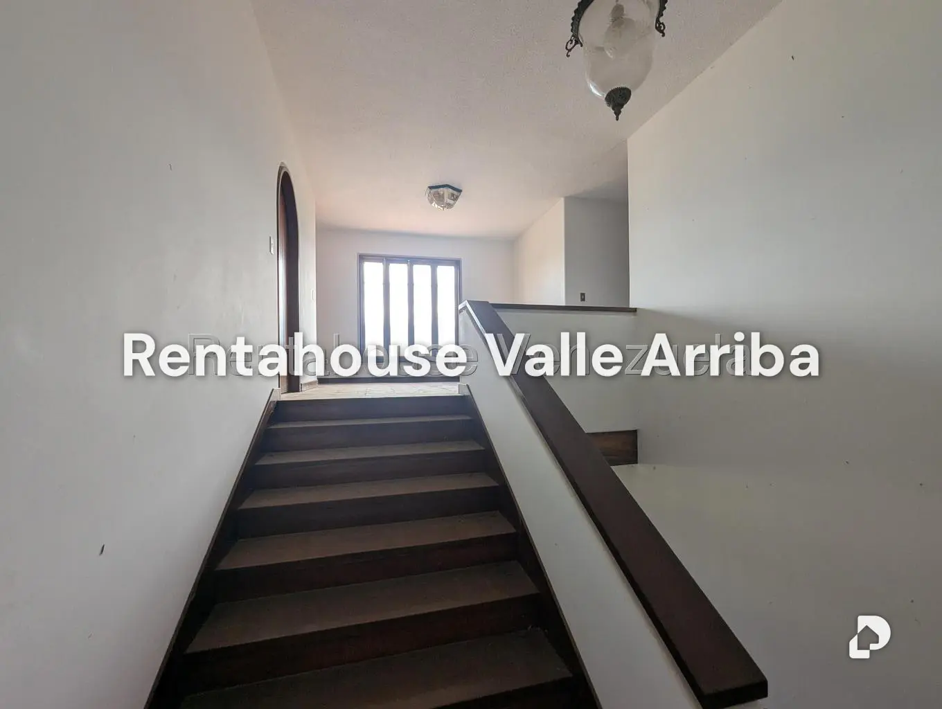 Casa en Cerro Verde, Caracas – 21