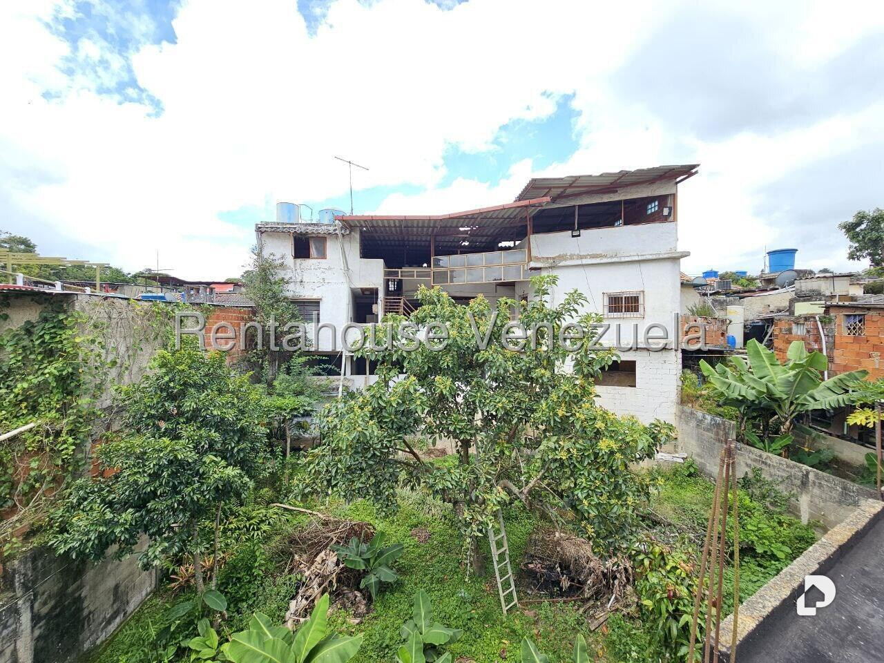 Local comercial en El Hatillo, Caracas – 27
