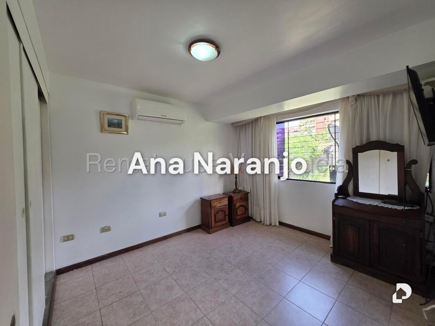 Apartamento en La Bonita, Caracas – 10