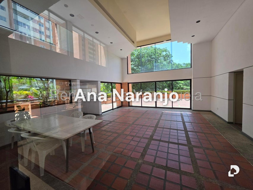 Apartamento en La Bonita, Caracas – 21