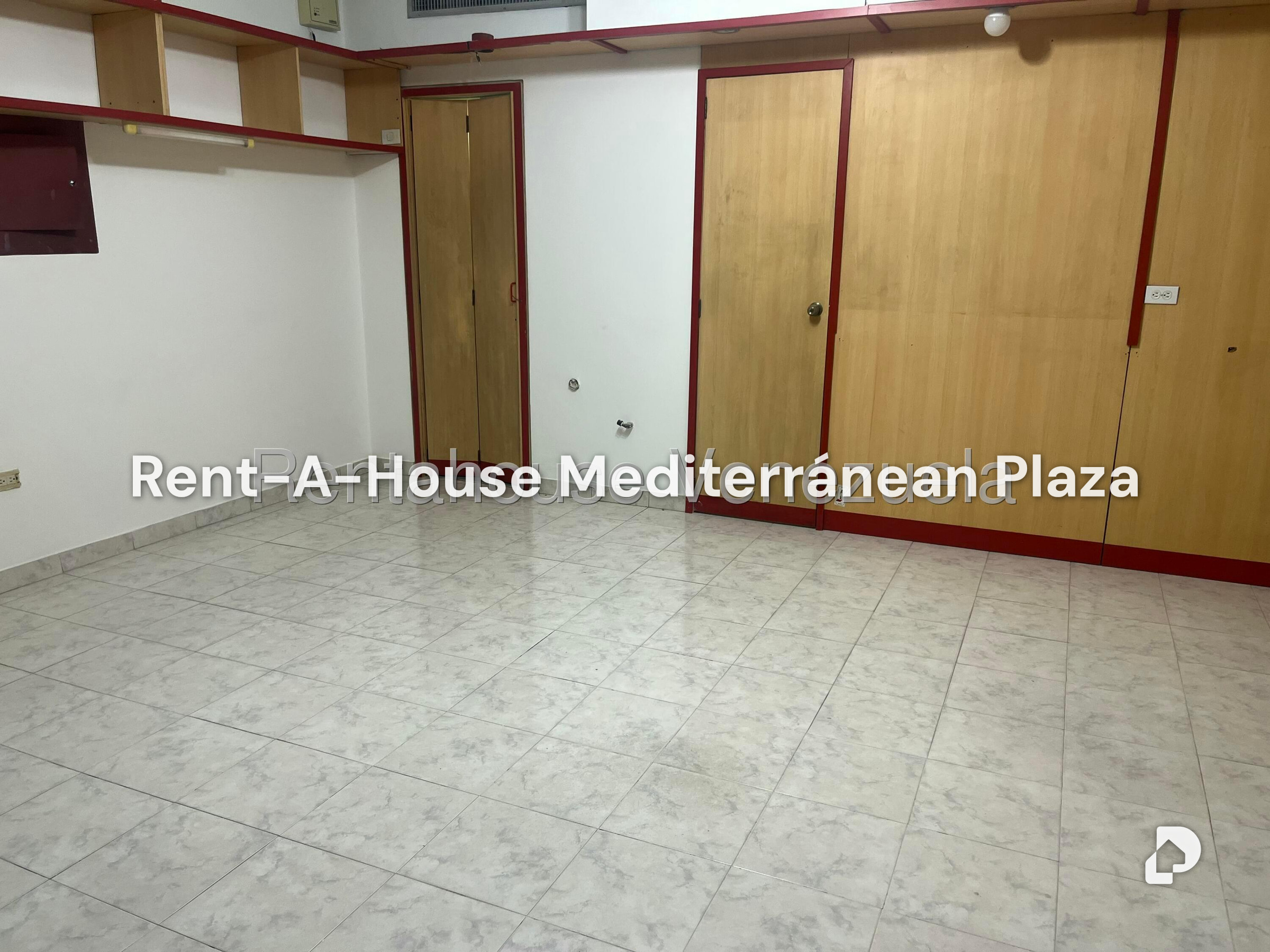 Local comercial en Las Quintas, Naguanagua – 2
