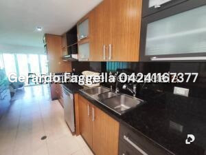 Casa en Los Pomelos, Caracas – 21
