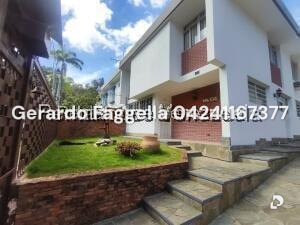 Casa en Los Pomelos, Caracas – 25