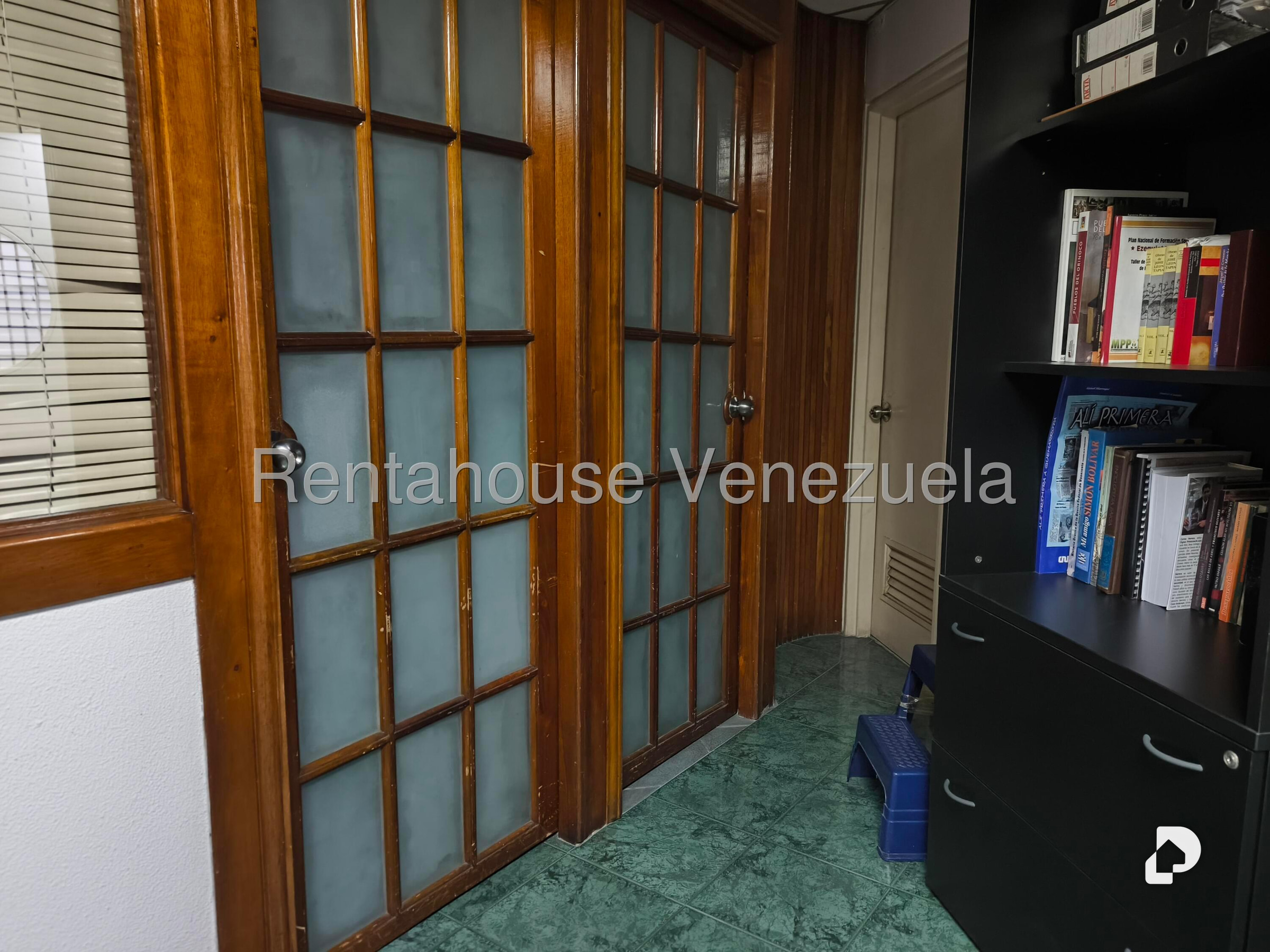 Oficina en Sabana Grande, Caracas – 20