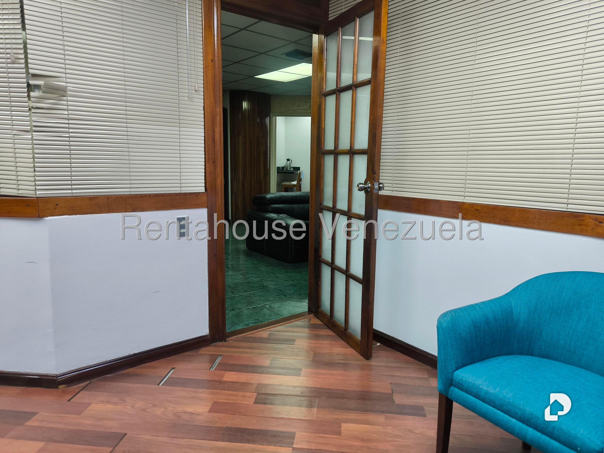 Oficina en Sabana Grande, Caracas – 26