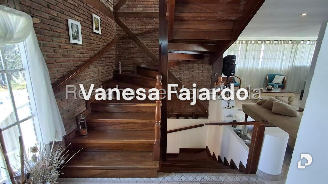Casa en Altos de la Peña, San Antonio de Los Altos – 28