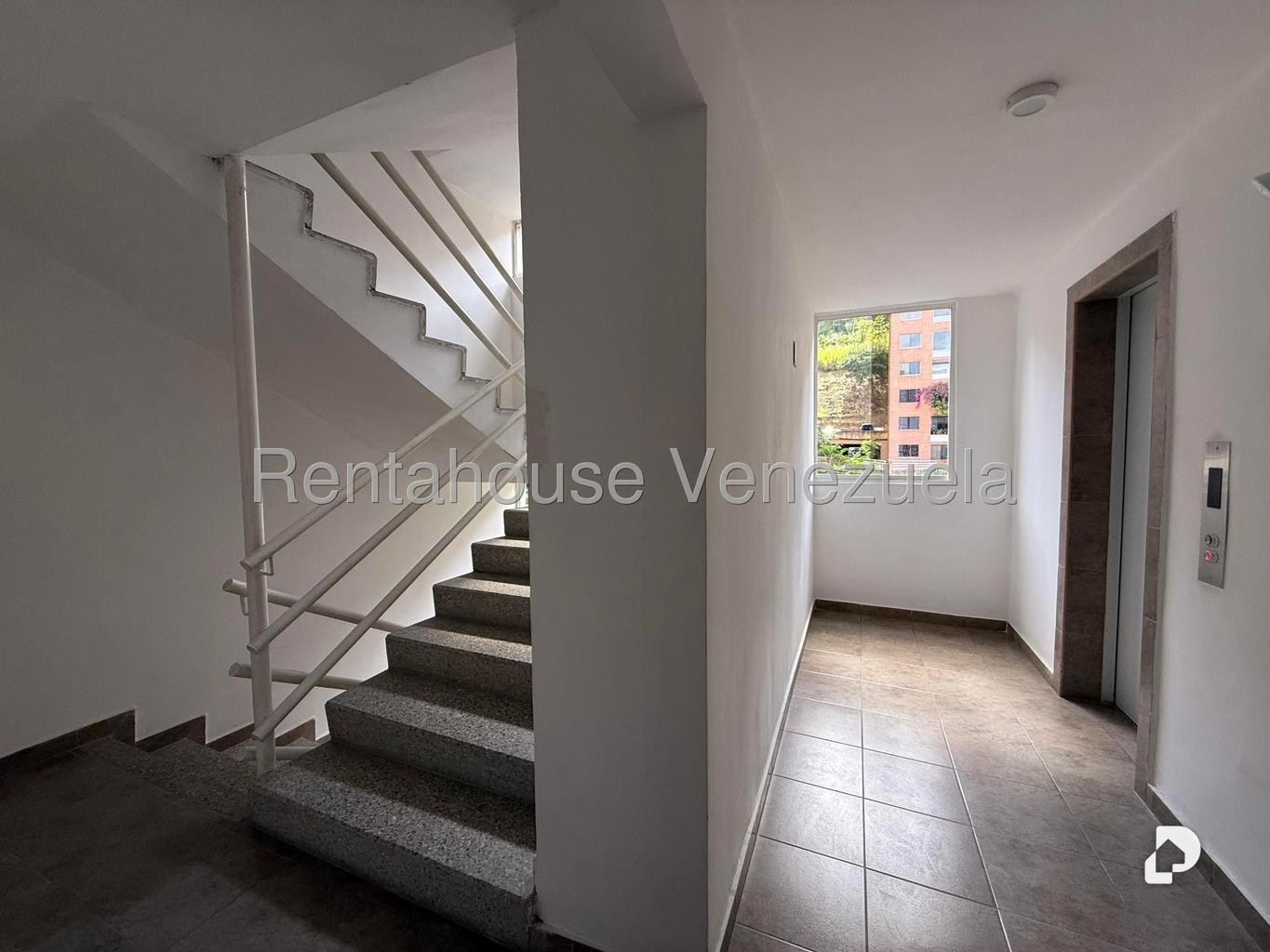Apartamento en Colinas de La Tahona, Caracas – 20