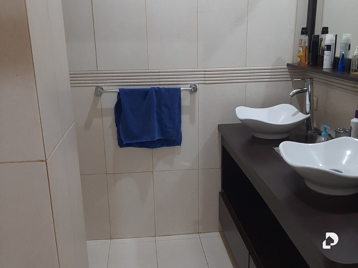 Casa en Cumbres de Curumo, Caracas – 15