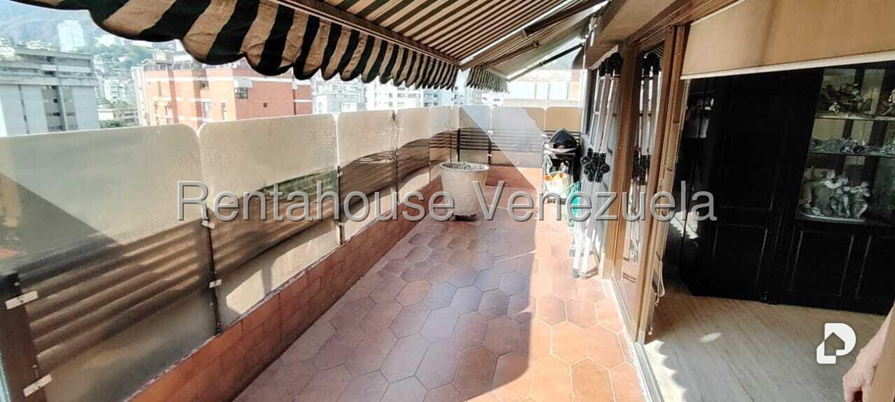 Apartamento en La Florida, Caracas – 12