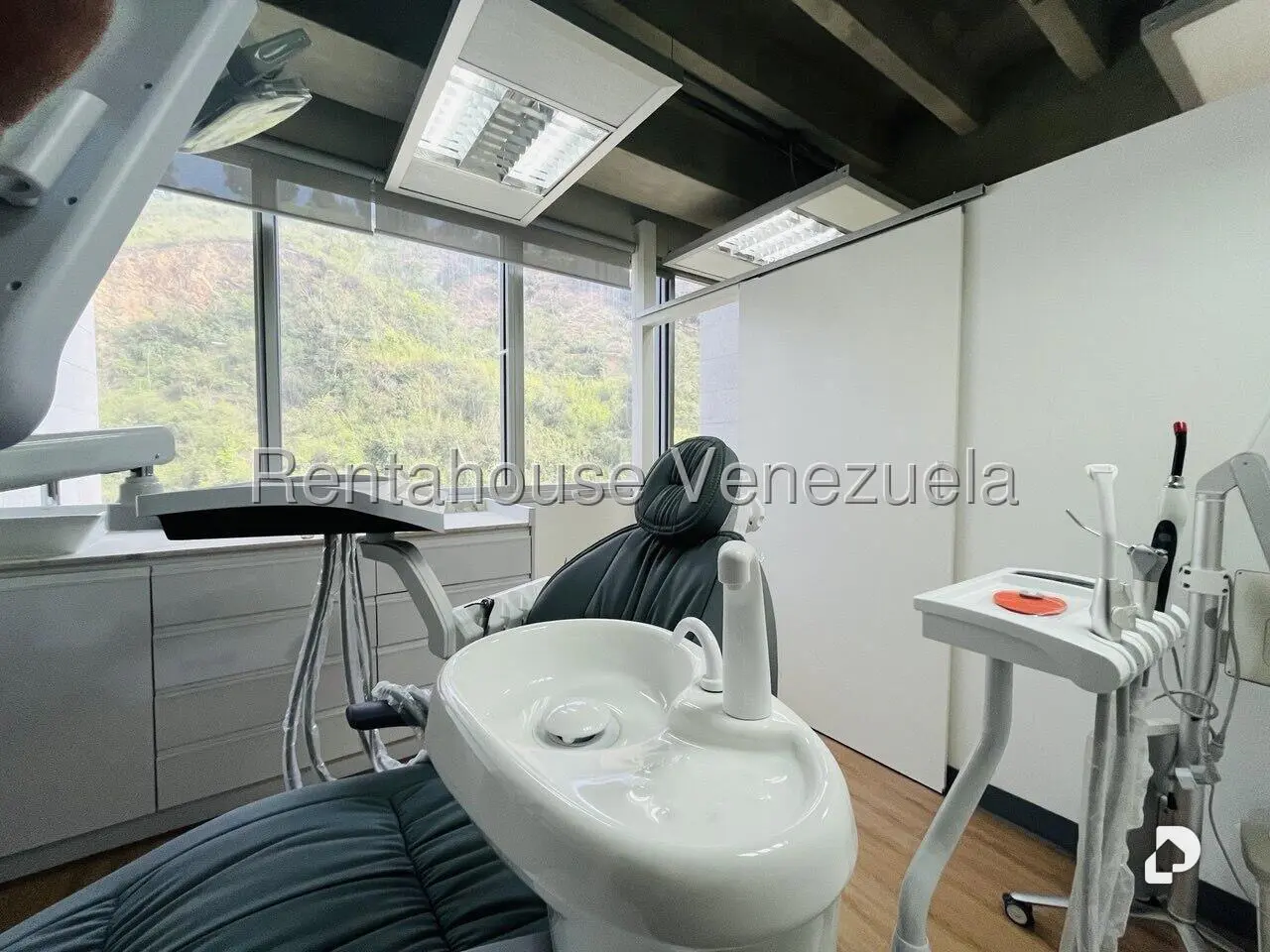 Local comercial en Macaracuay, Caracas – 19
