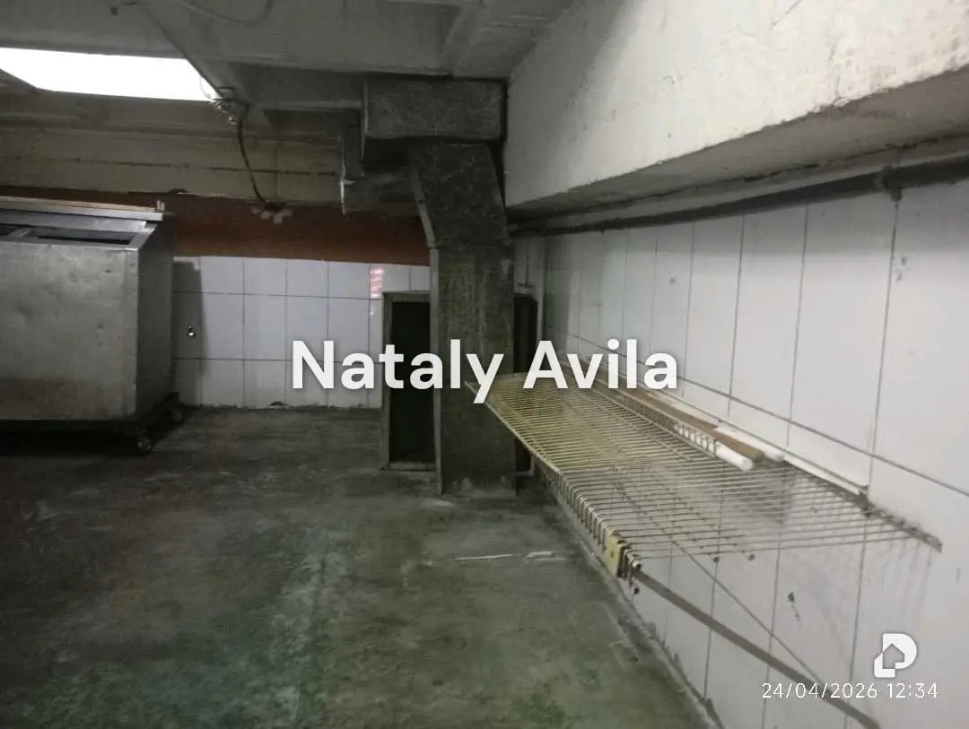 Local comercial en Valencia – 29