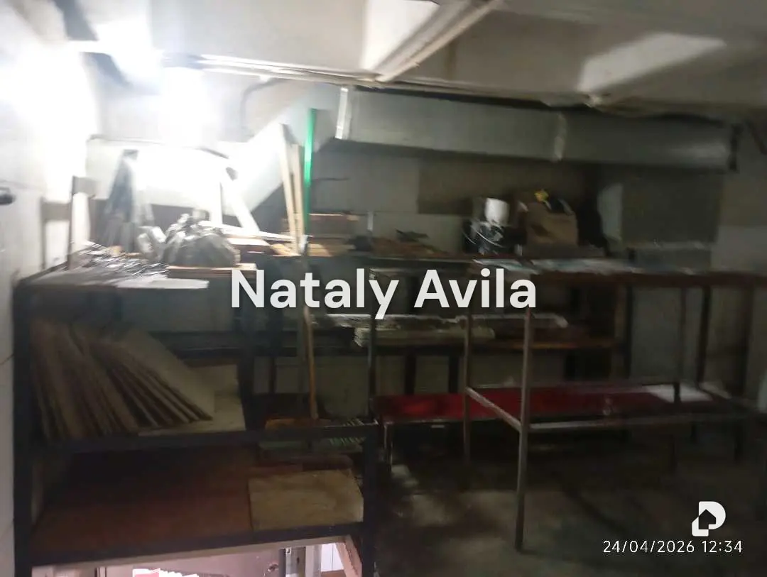 Local comercial en Valencia – 30