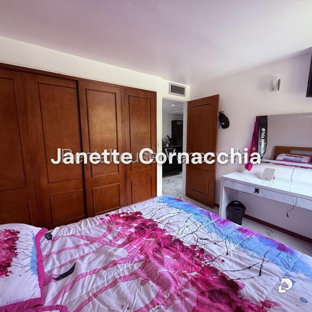 Apartamento en Colinas de La Tahona, Caracas