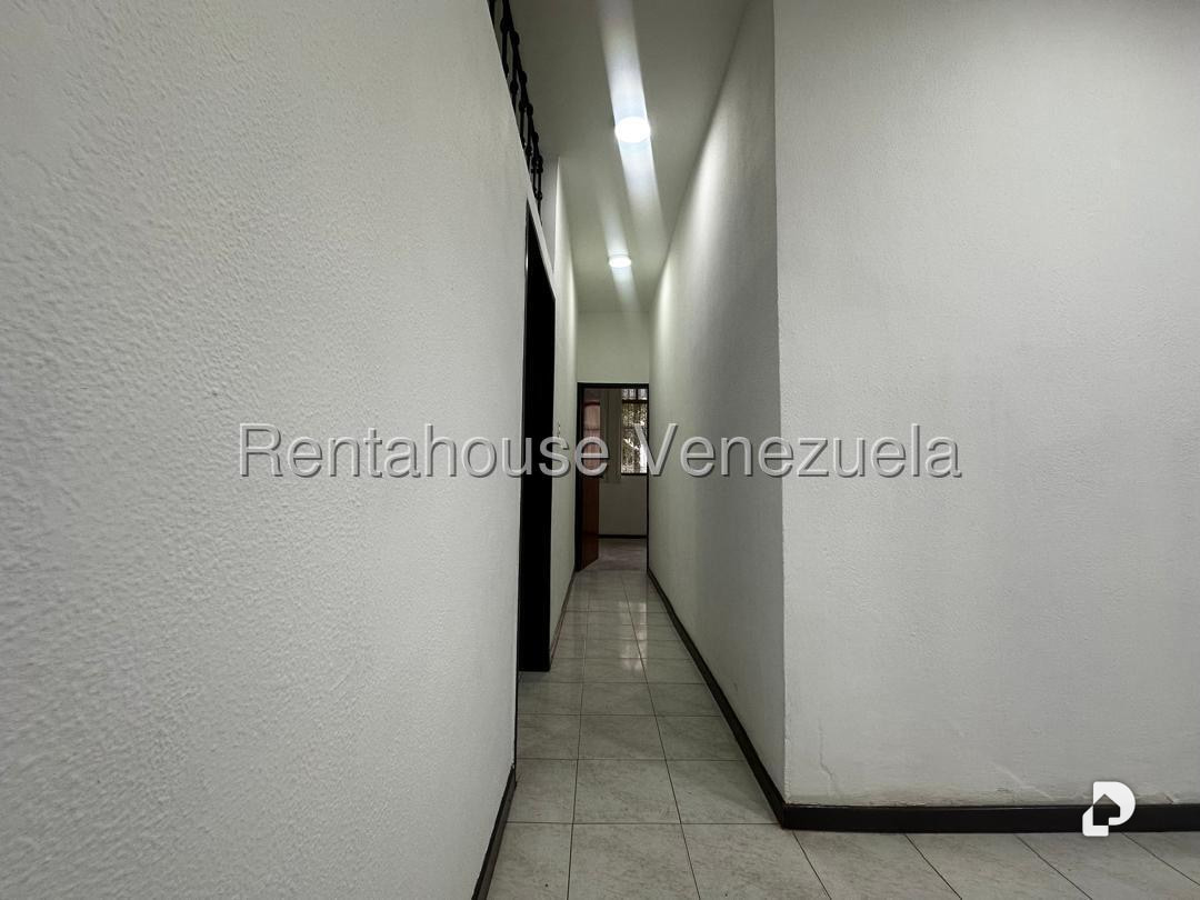 Local comercial en El Marqués, Caracas