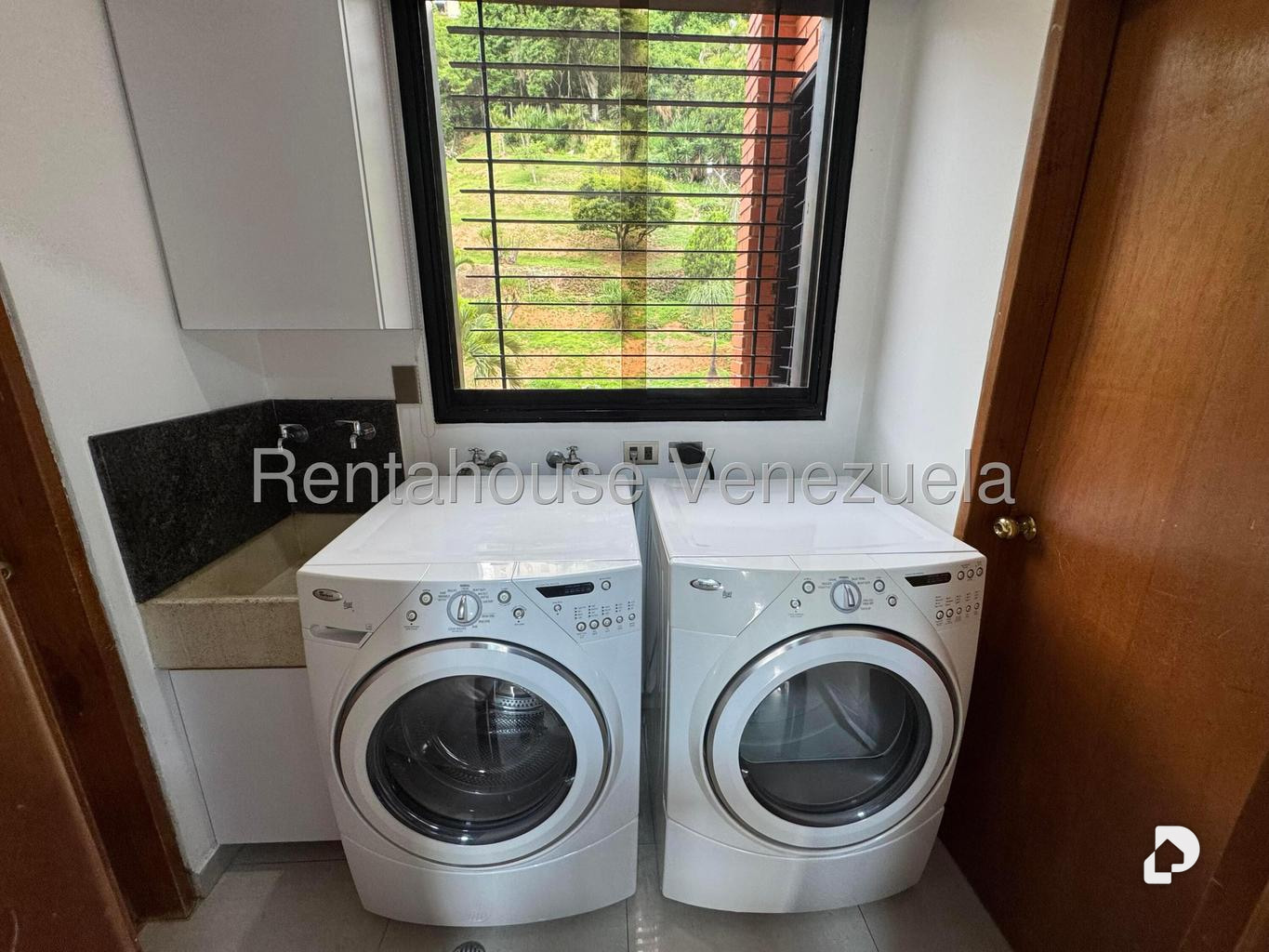 Apartamento en Las Mercedes, Caracas – 28