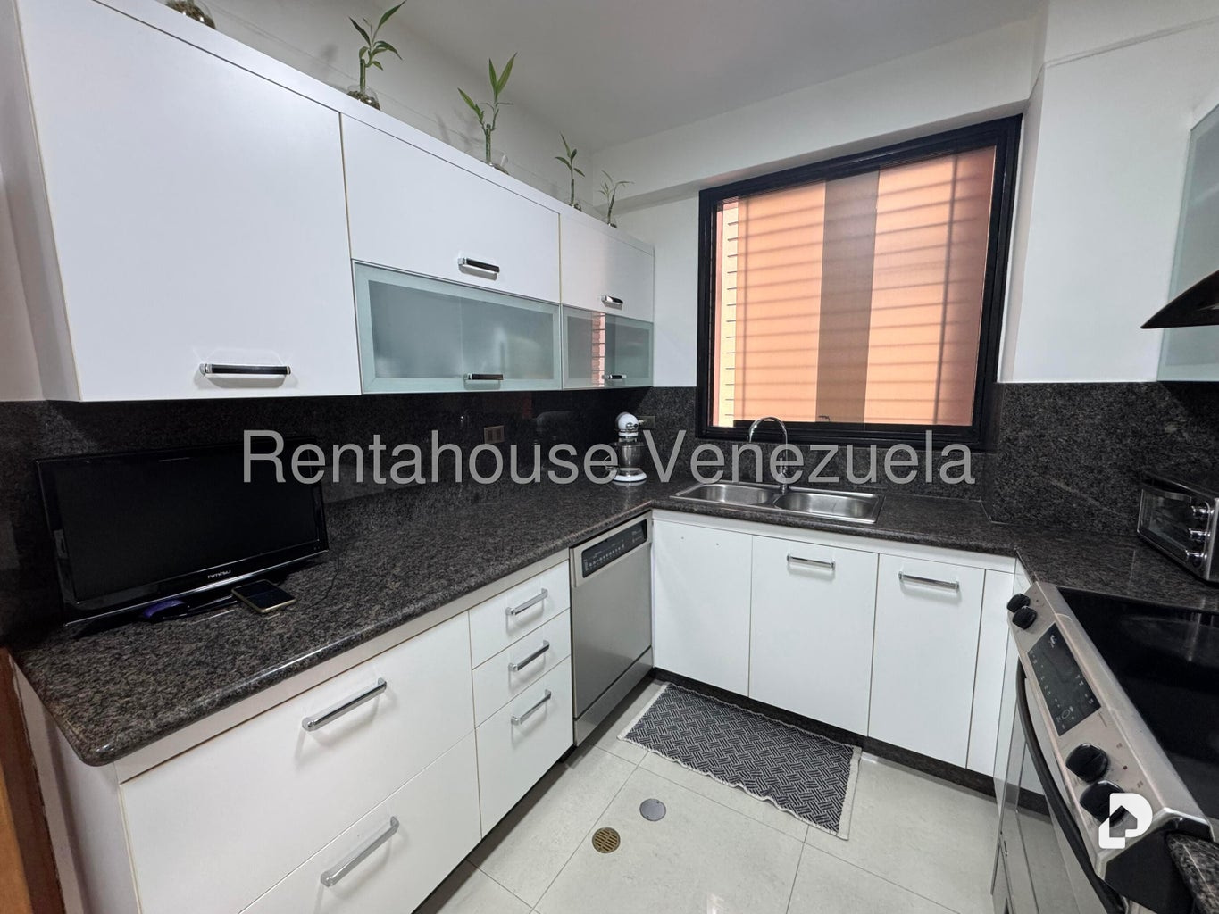Apartamento en Las Mercedes, Caracas – 25