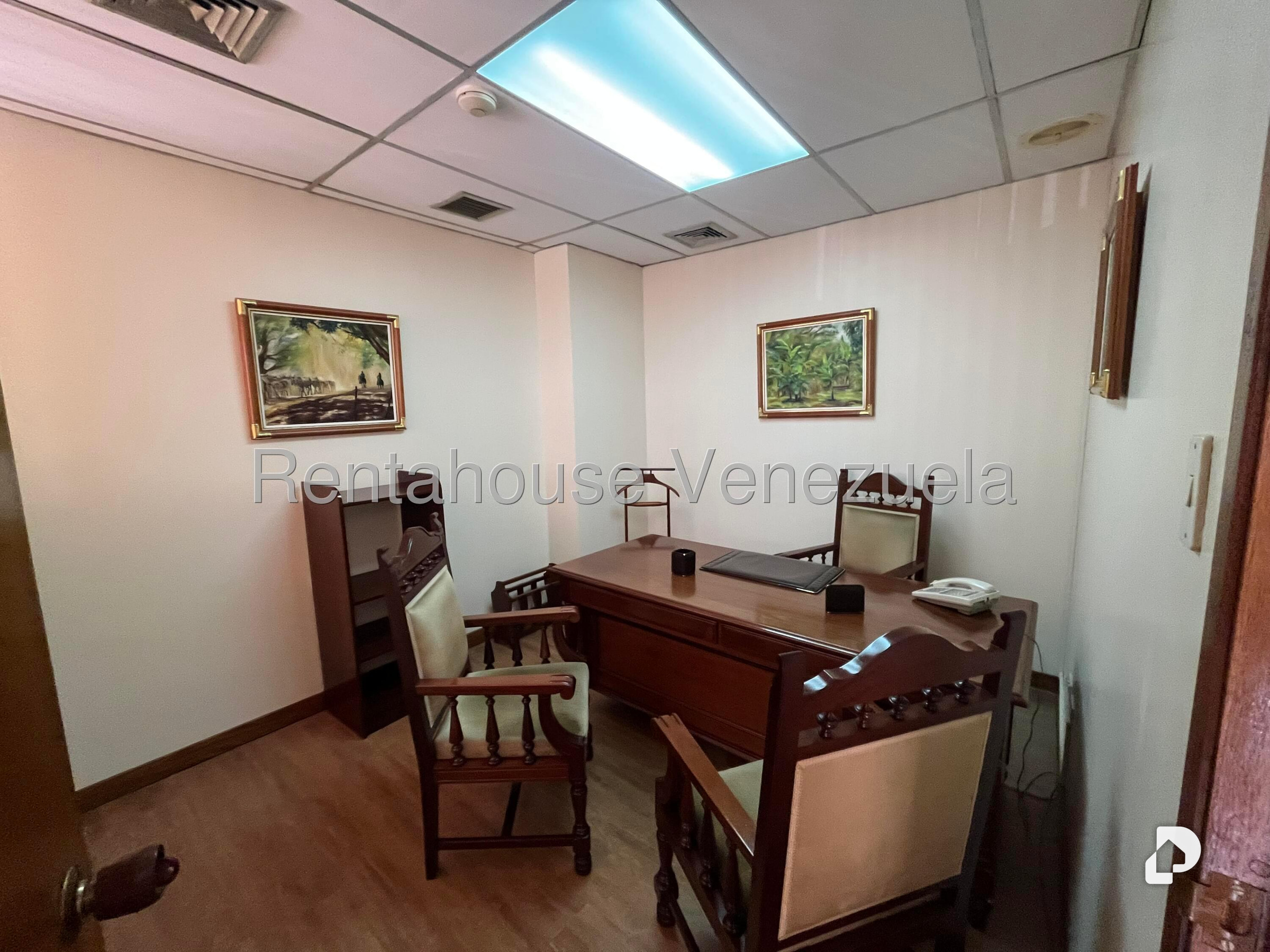 Oficina en Colinas de Bello Monte, Caracas – 11