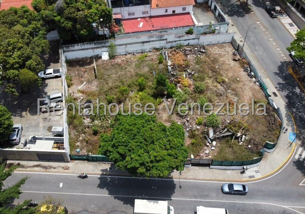 Land in Altamira, Caracas - 1