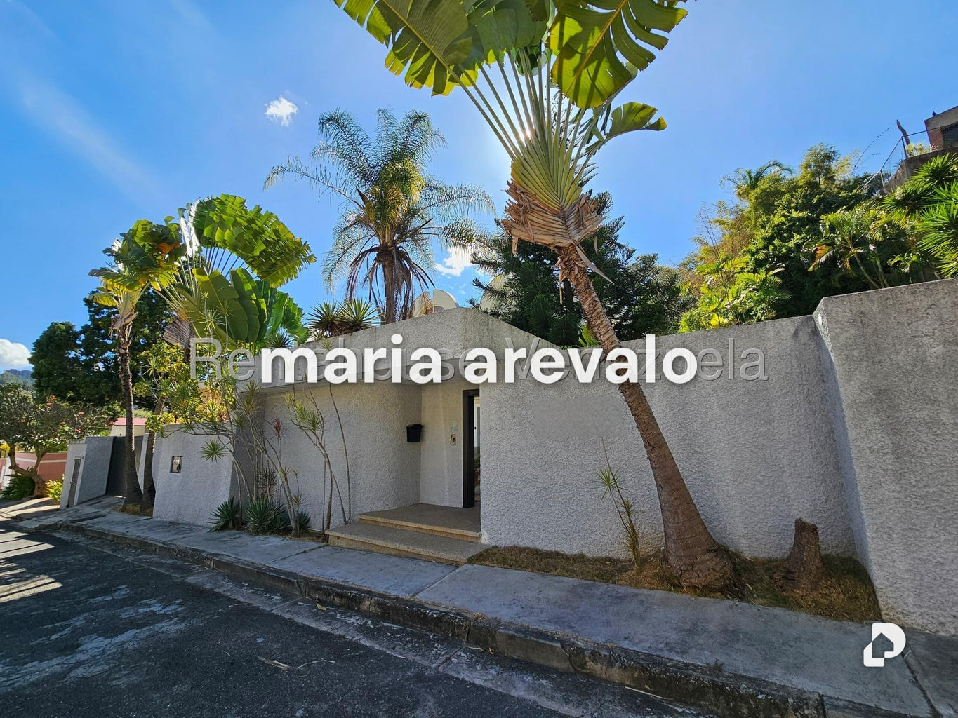 House in Colinas del Tamanaco, Caracas – 2