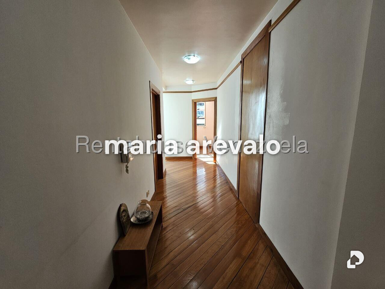 House in Colinas del Tamanaco, Caracas – 29