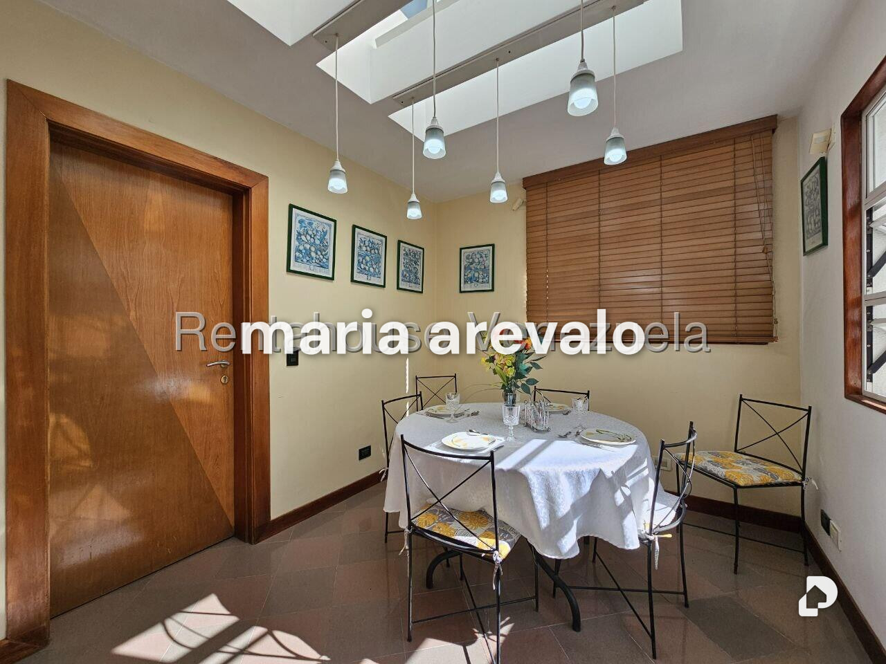 House in Colinas del Tamanaco, Caracas – 14
