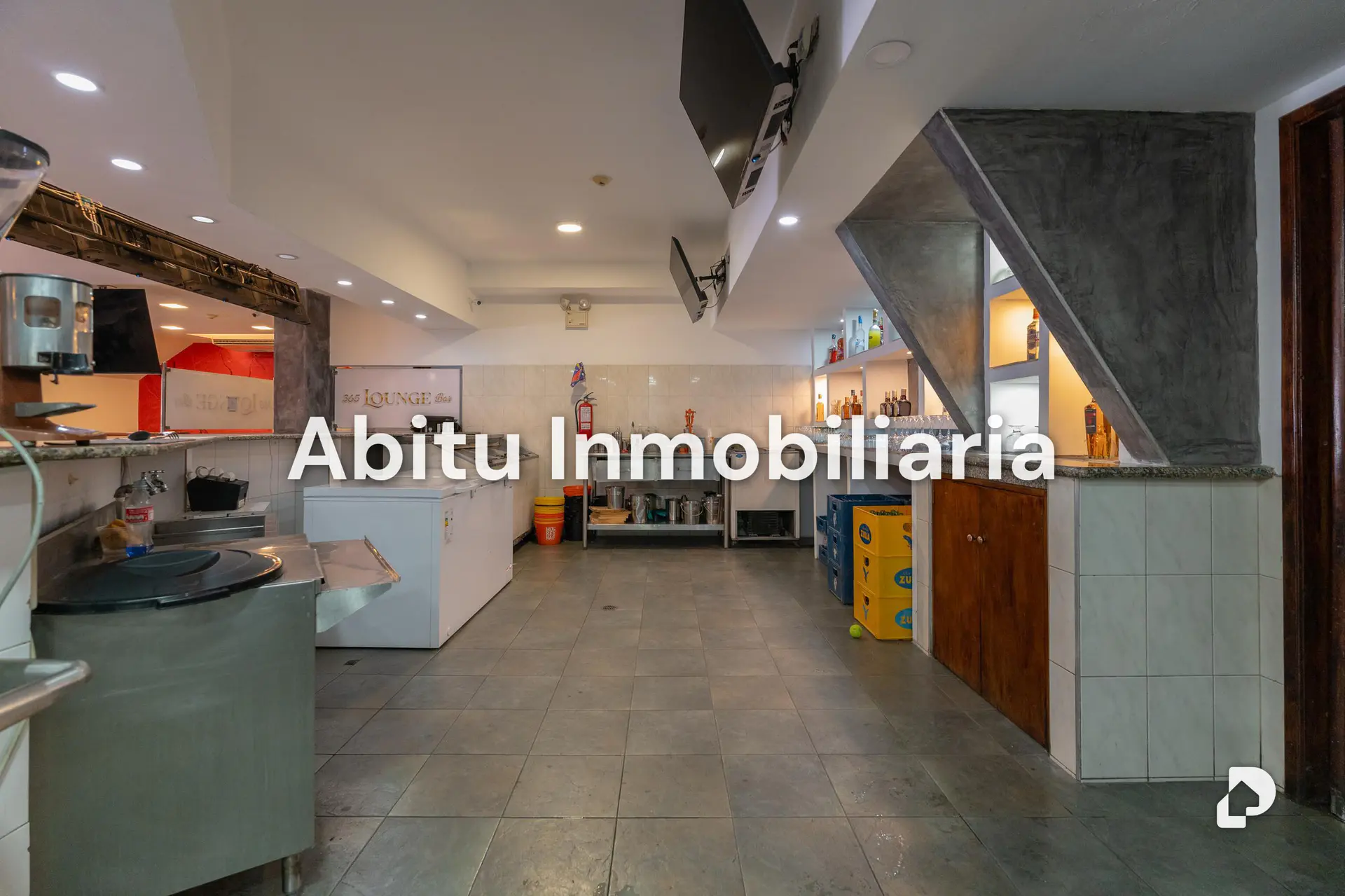 Local comercial en El Paraíso, Caracas – 14