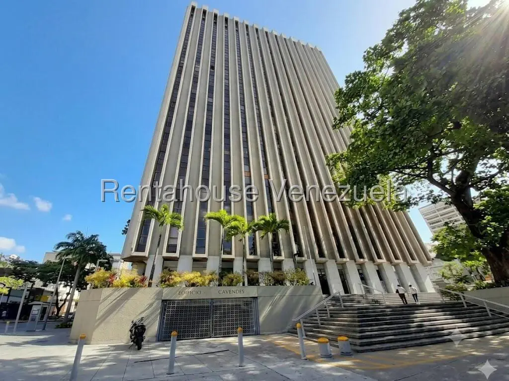 Office in Los Palos Grandes, Caracas - 1