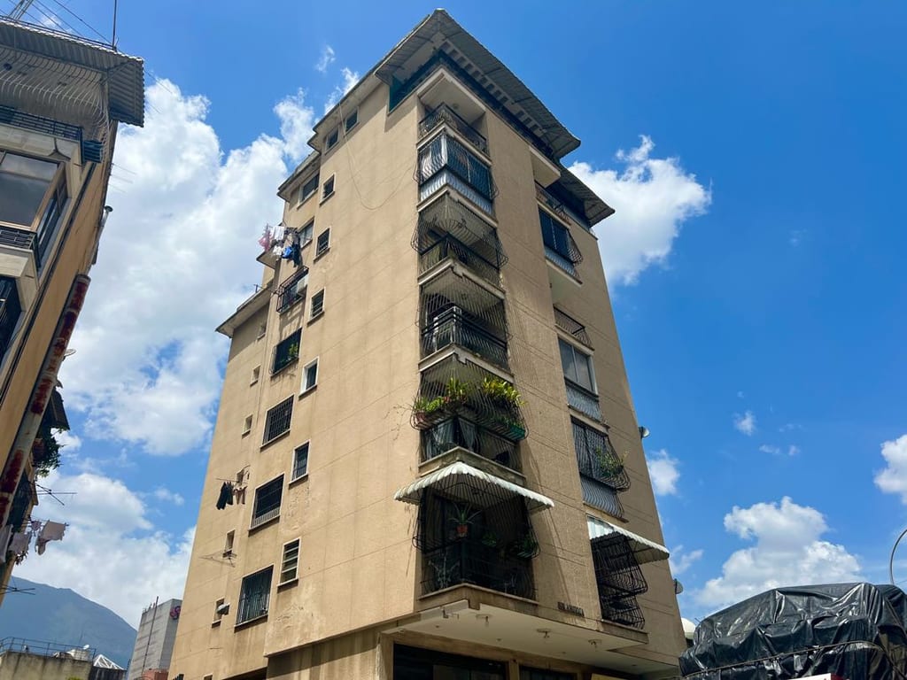 Apartamento en Bello Monte, Caracas - 1