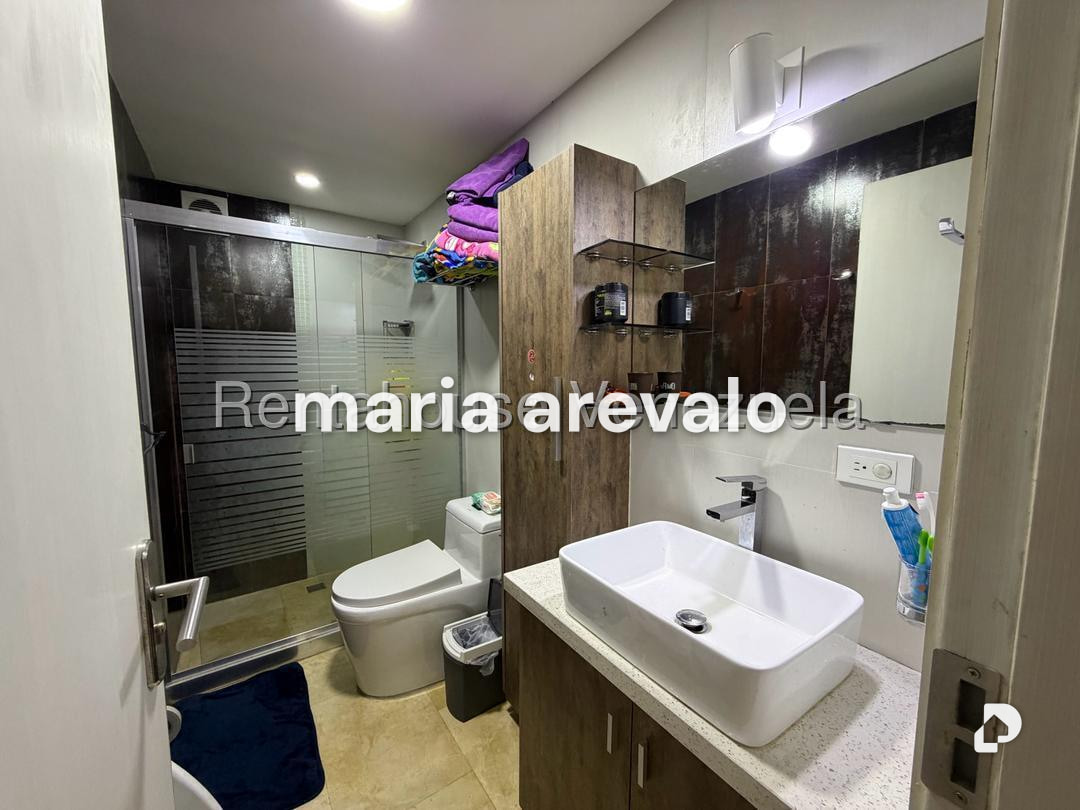 Apartamento en Las Esmeraldas, Caracas – 12