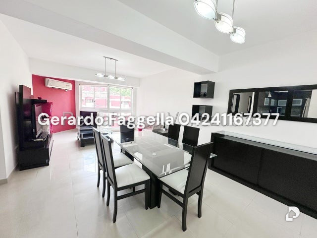 Apartamento en Santa Mónica, Caracas – 12