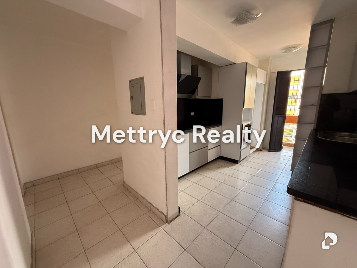 Apartamento en Resid Luis Miguel, Barquisimeto – 28