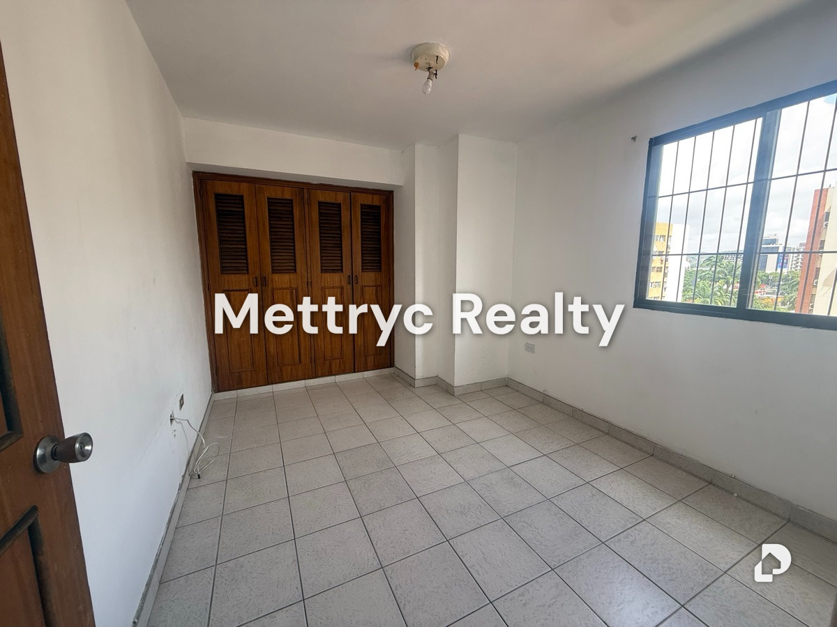 Apartamento en Resid Luis Miguel, Barquisimeto – 30