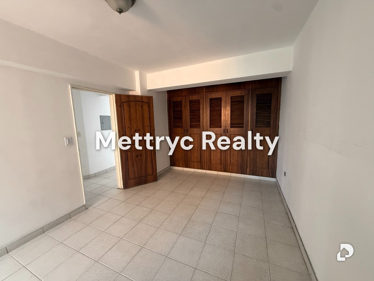 Apartamento en Resid Luis Miguel, Barquisimeto – 23