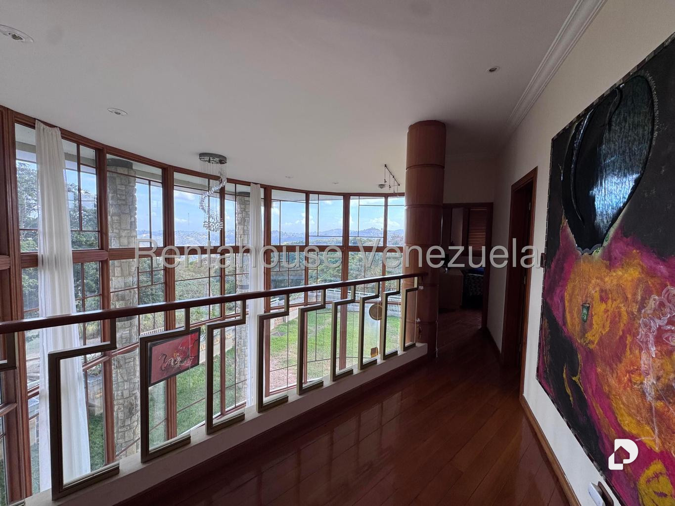 Casa en Oripoto, Caracas – 26