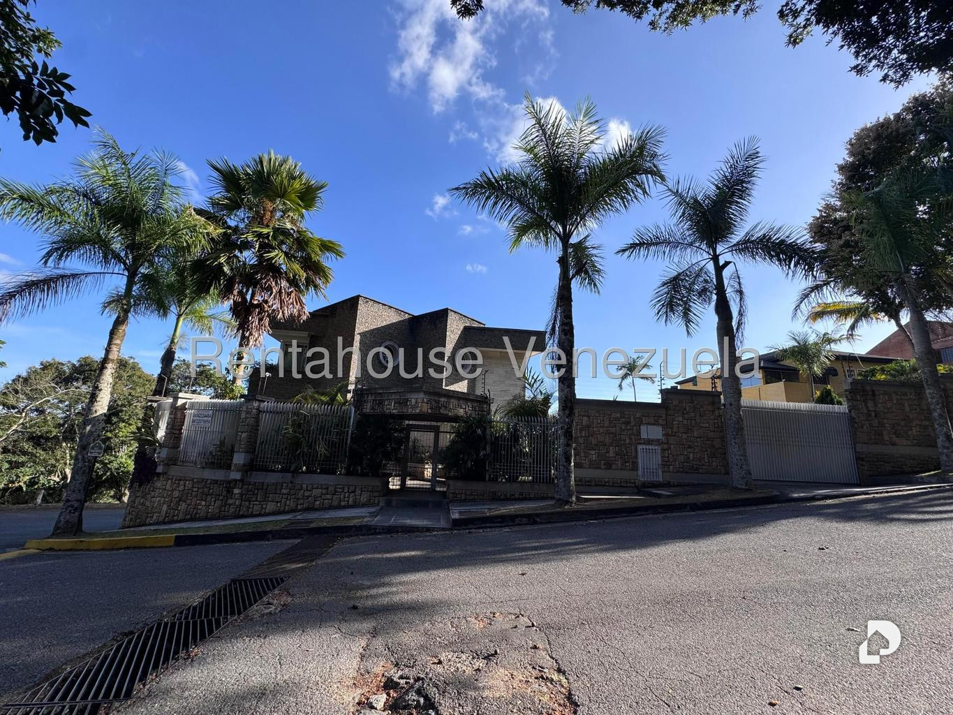 Casa en Oripoto, Caracas – 2