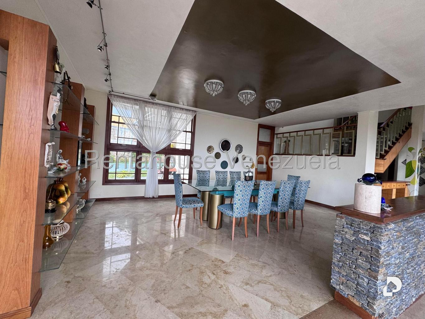 Casa en Oripoto, Caracas – 18