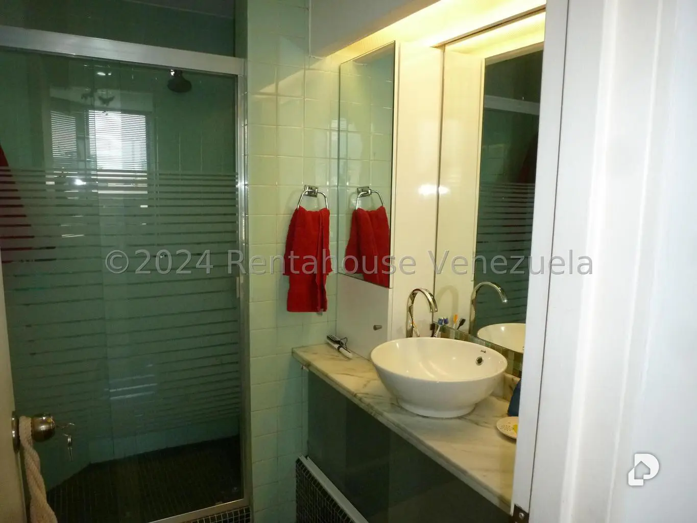 Apartamento en Lomas de Las Mercedes, Caracas – 19