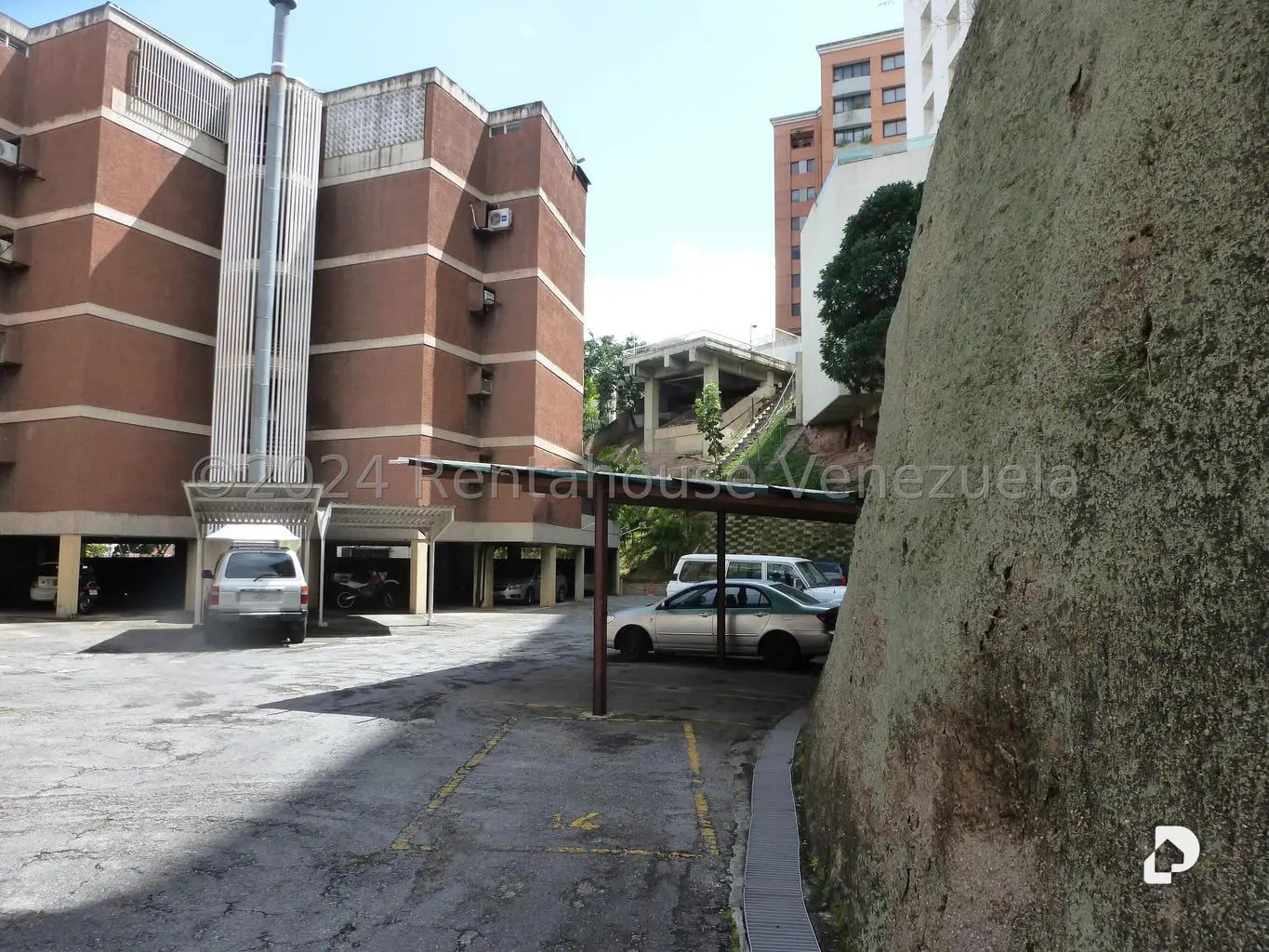 Apartamento en Lomas de Las Mercedes, Caracas – 23