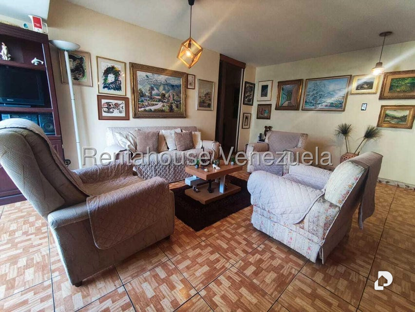 Apartamento en Santa Eduvigis, Caracas – 3