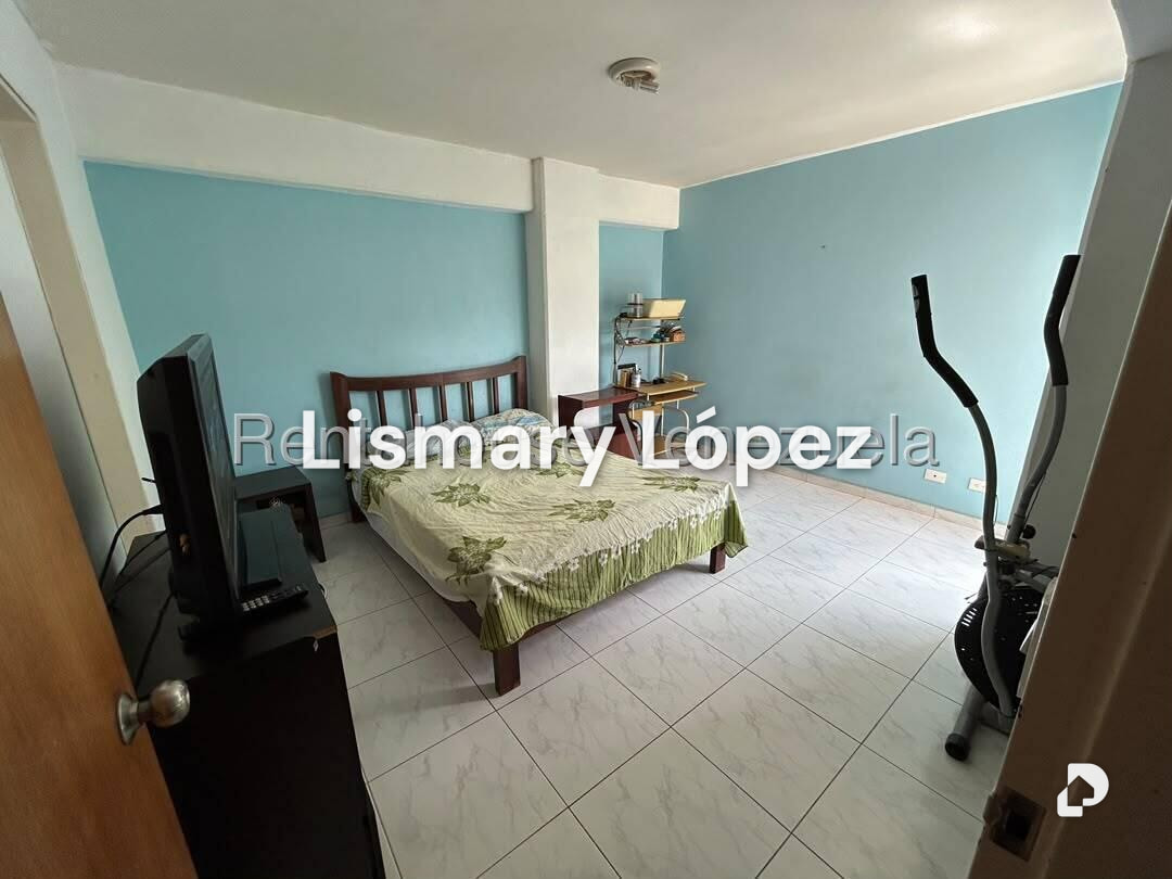 Apartamento en Miravila, Caracas – 16