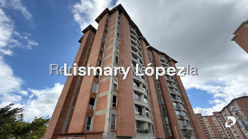 Apartamento en Miravila, Caracas – 2