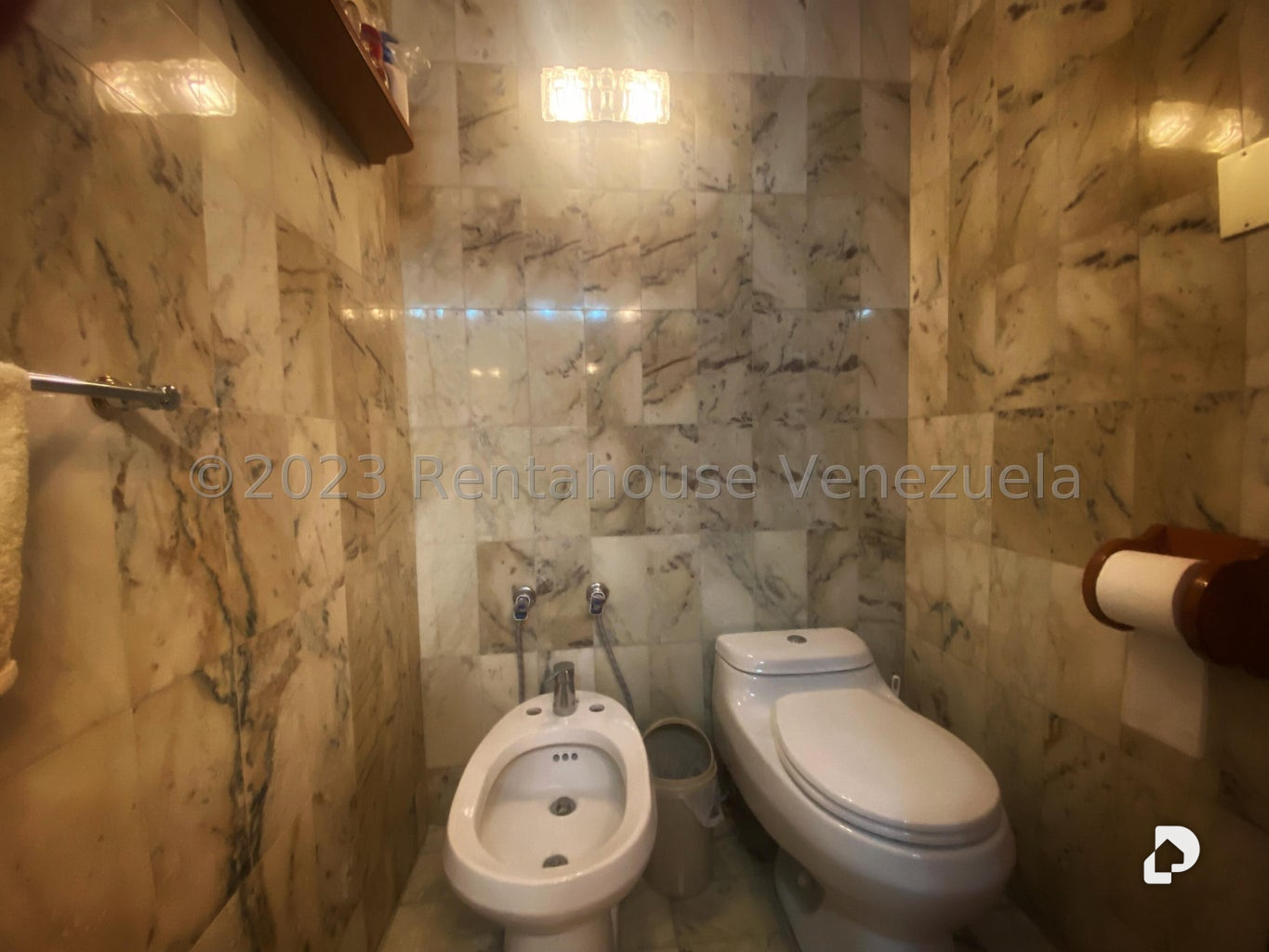 Casa en Miranda, Caracas – 26