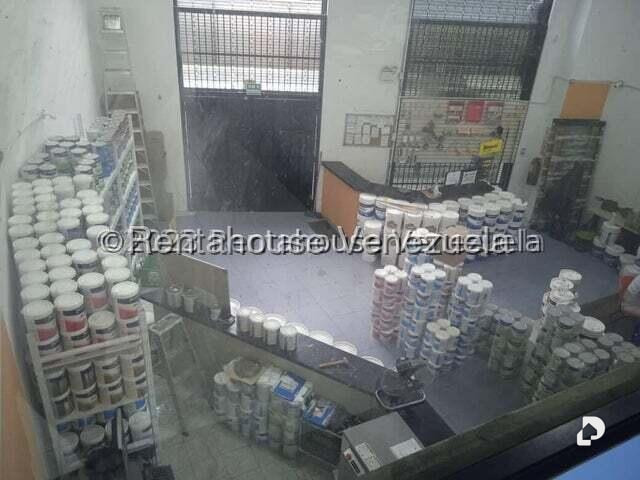 Local comercial en La Urbina, Caracas – 4