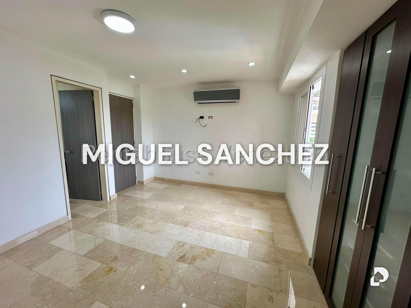 Apartamento en El Rosal, Caracas – 8
