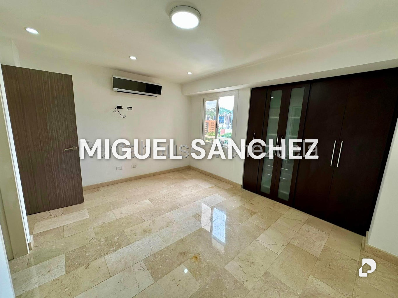 Apartamento en El Rosal, Caracas – 17