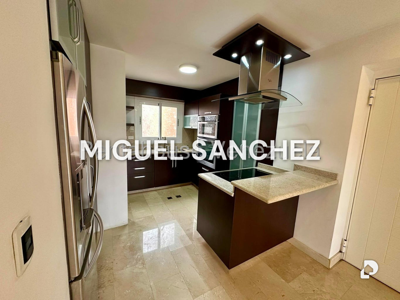 Apartamento en El Rosal, Caracas – 22