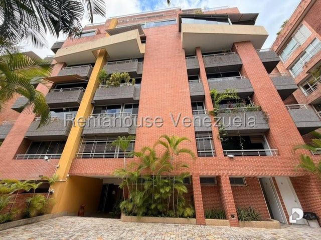 Apartamento en Campo Alegre, Caracas – 13
