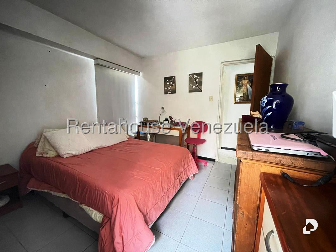 Apartamento en La Boyera, Caracas – 16